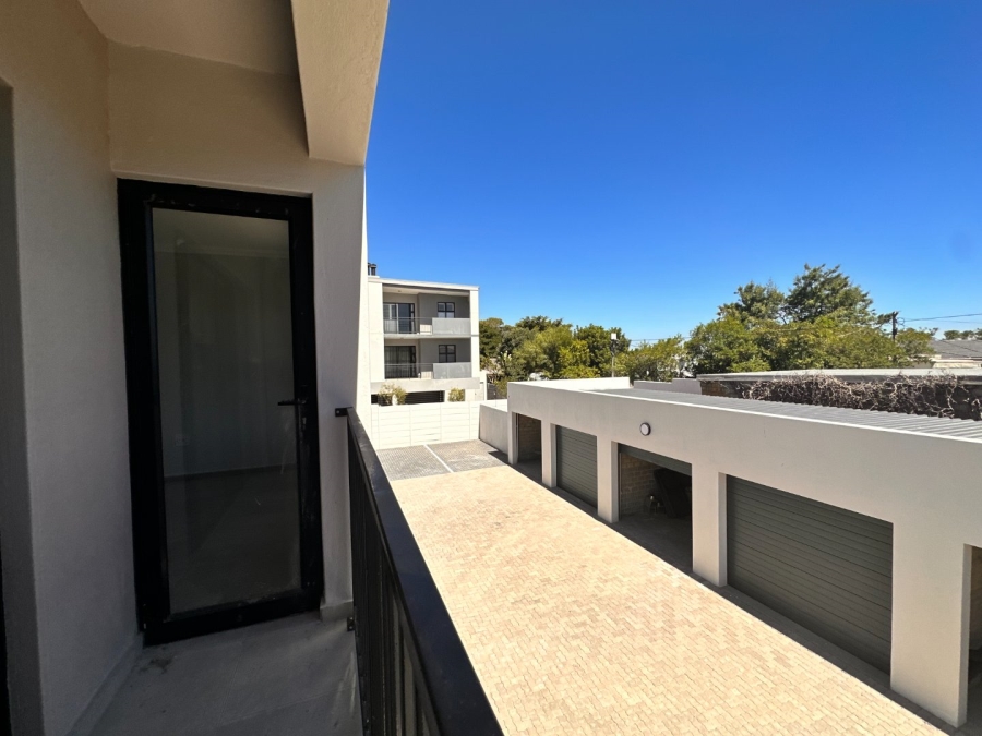 2 Bedroom Property for Sale in Table View Western Cape